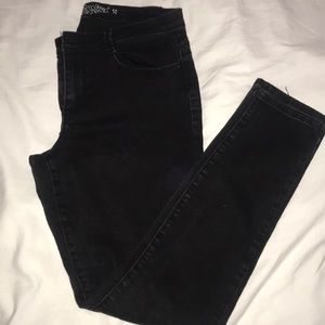 Women’s skinny jeans size 10 stretch